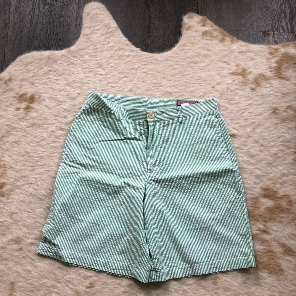 Vineyard Vines Seersucker Club Shorts Sz. 32